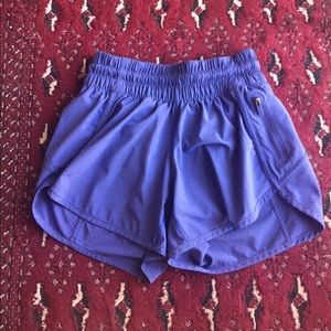 lululemon tracker shorts!